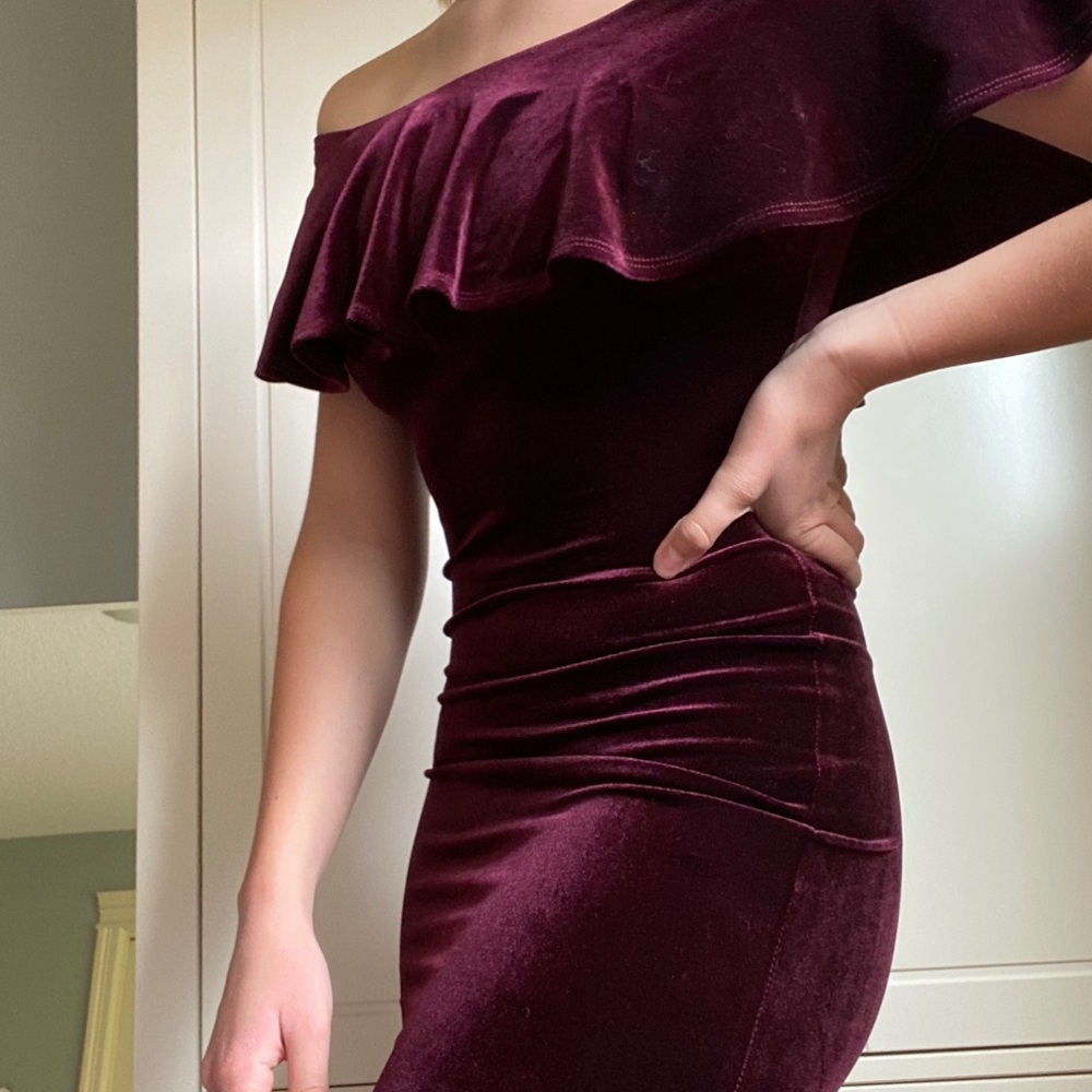 maroon body-con dress